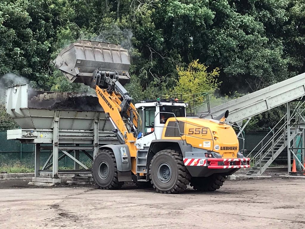 Liebherr L 556 Waste