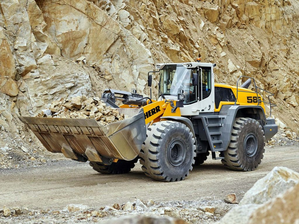 Liebherr L 586 XPower