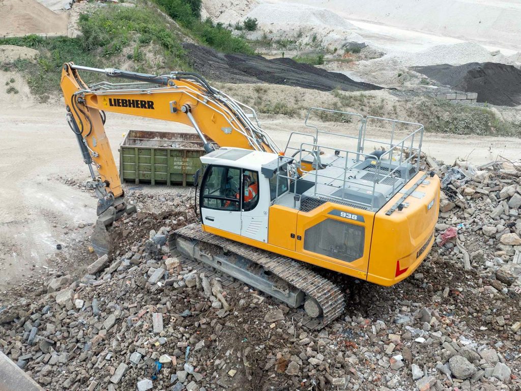 Liebherr R 938